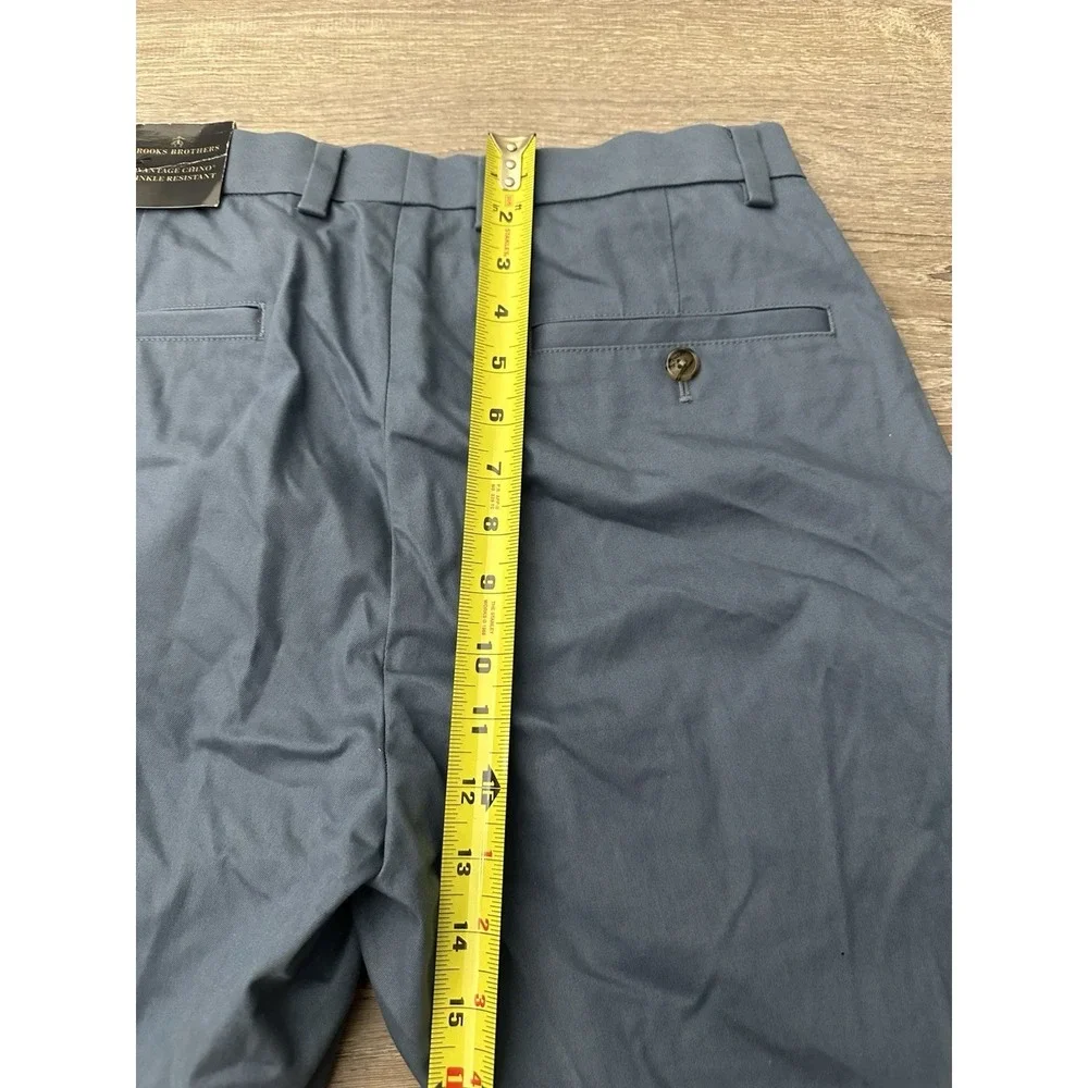 NWT Brooks Brothers Lightweight Advantage Chino Shorts Blue Size 30